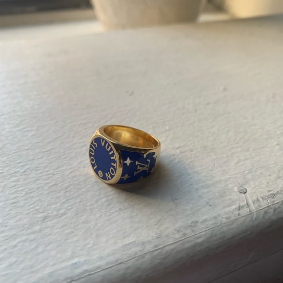 LOUIS VUITTON 24k Plated Gold Ring - Picture 2 of 5